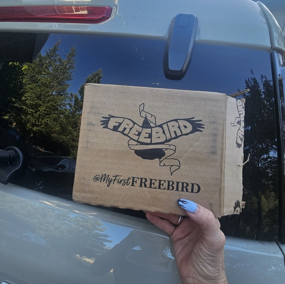 NWT Freebird By Steven Turquoise Croco Belt; Comes W/ Dustbag & FB Shipping Box - Picture 14 of 14